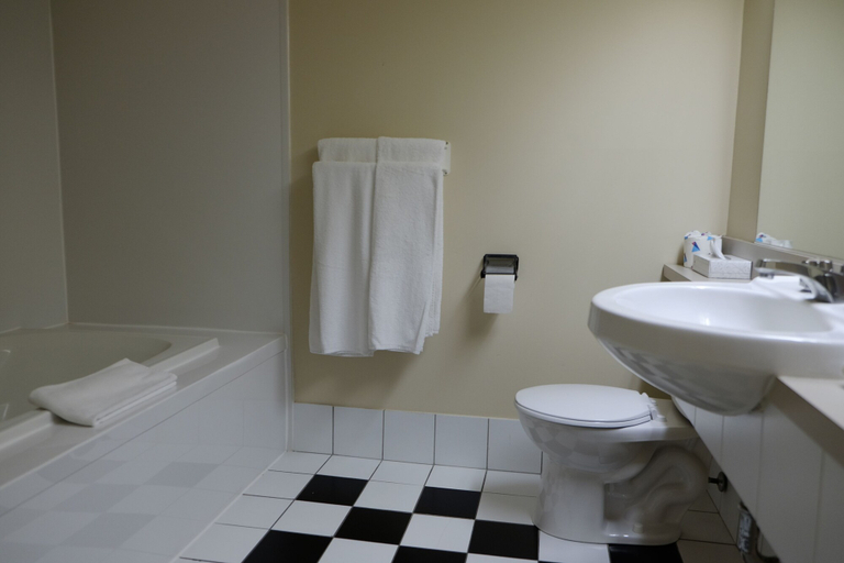 Bathroom 3, Auberge La Camarine, La Côte-de-Beaupré