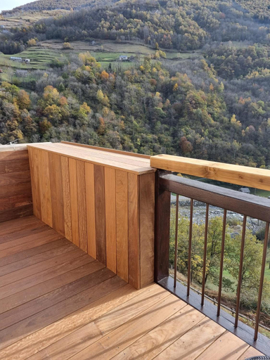 Others 3, CHALET DUPLEX - TERRASSE - VUE MONTAGNE - WIFI, Hautes-Pyrénées
