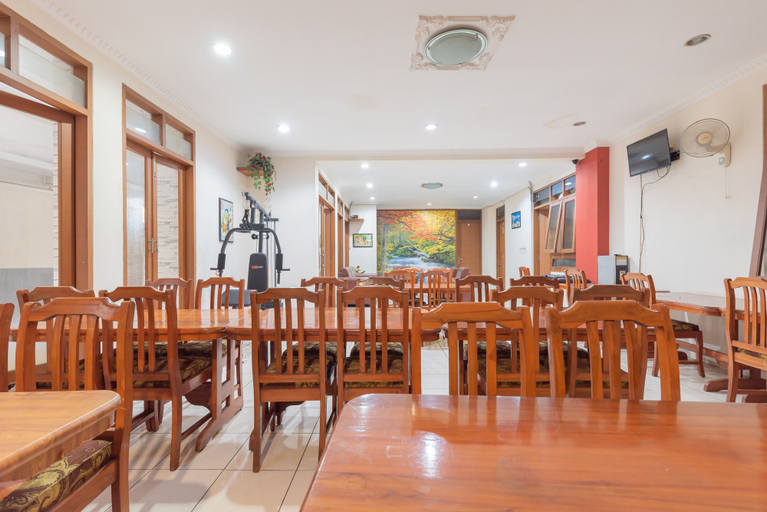 Food & Drinks 5, Urbanview Hotel Sakura Bandung, Bandung