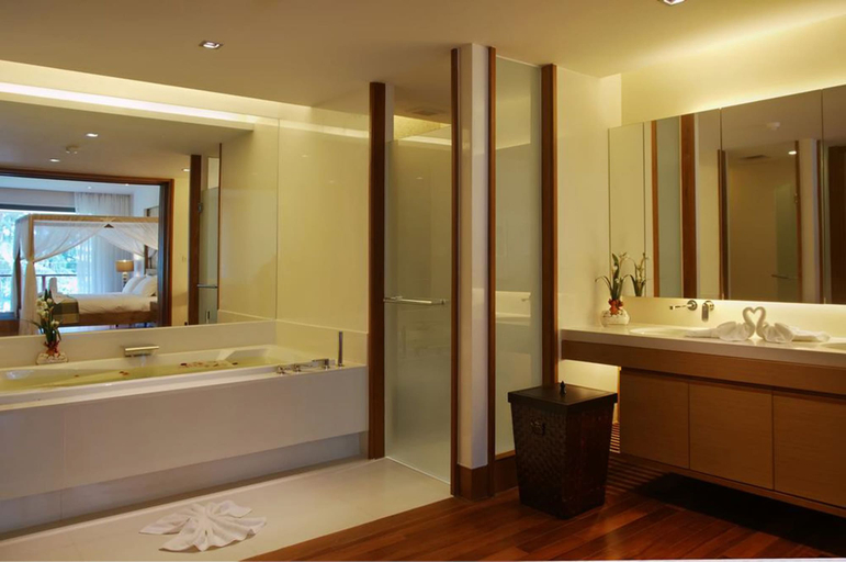 Bathroom 4, Pearl of Naithon, Phuket Island
