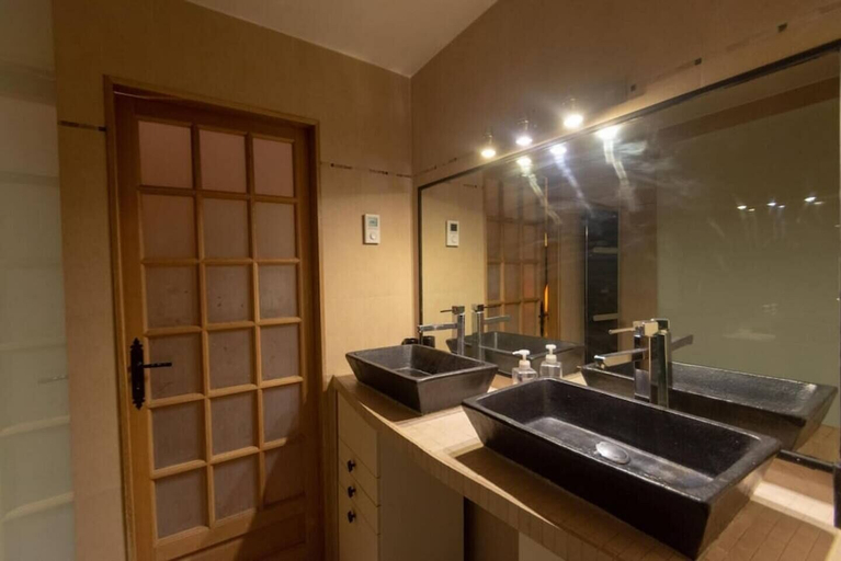 Bathroom, Lafayette Classic Parisian, Paris