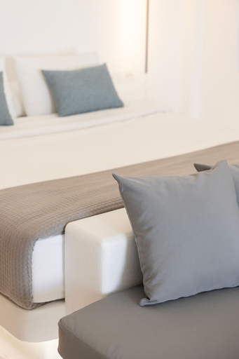 Bedroom 4, Zannos Melathron Hotel by Omilos Hotels, South Aegean