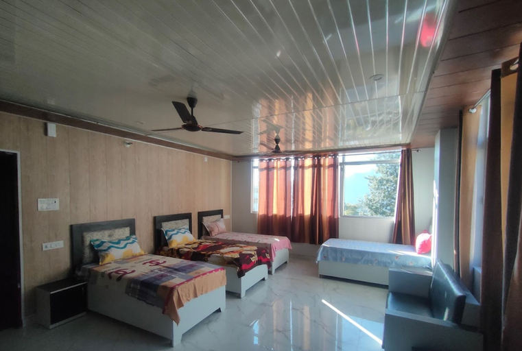 Bedroom 3, Hotel Sudarshan Palace, Chamoli