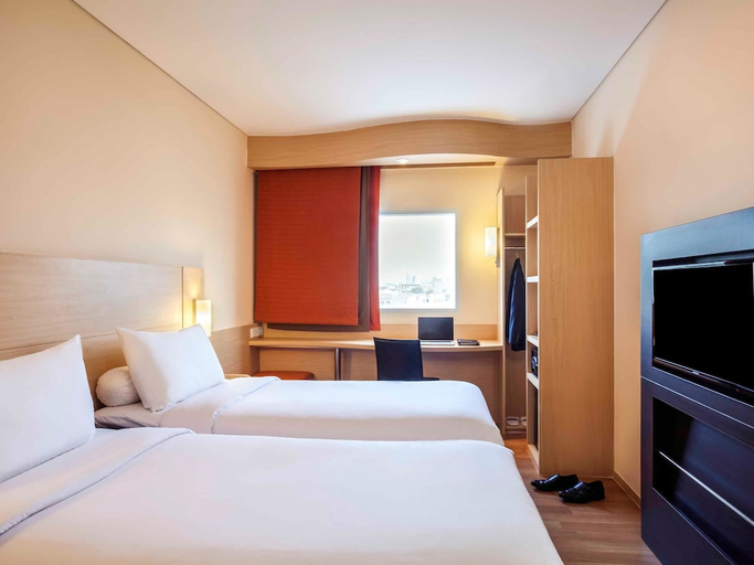 Bedroom 4, Ibis Jakarta Harmoni, Central Jakarta