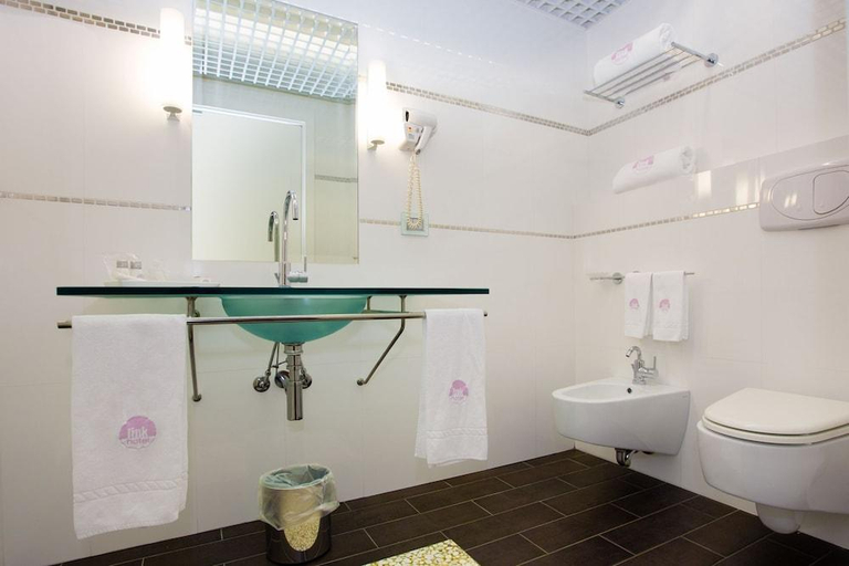 Bathroom 3, Link Hotel, Cosenza