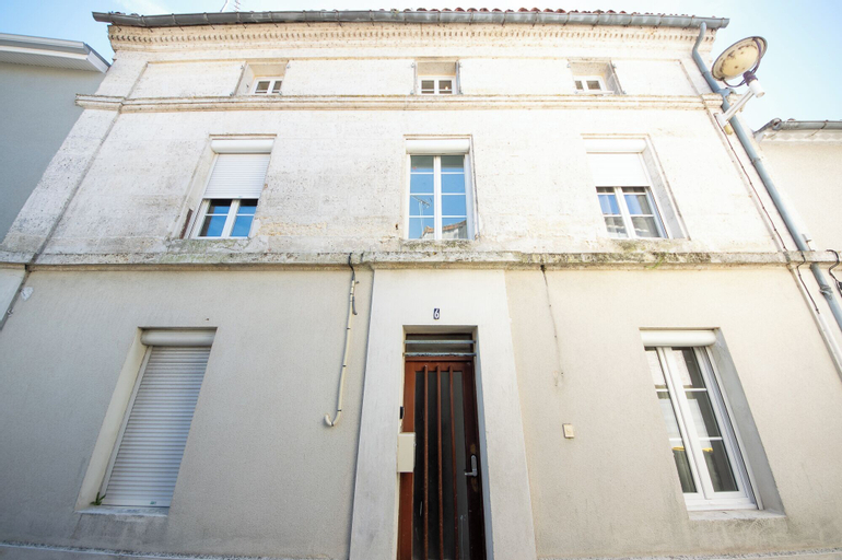 Exterior & Views 2, BD-Locations, Charente