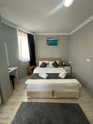 Bedroom 5, Hotel Rose Bouquets, Fatih