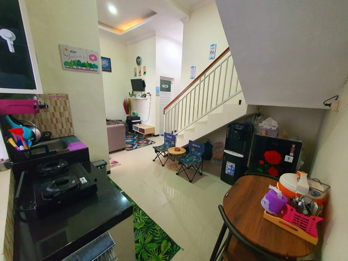 Others 5, Mahira Villa E12 DCordoba Batu, Malang