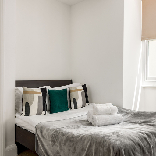 Room 5, Knightsbridge Studio by Harrods, London