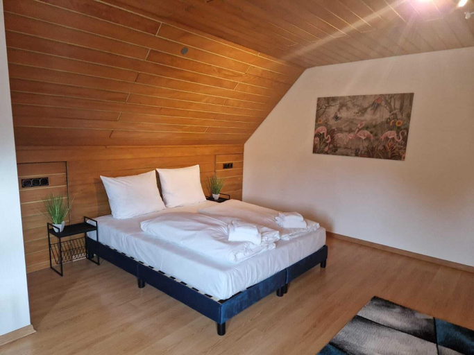 Bedroom 4, Hotel Engelskirchen, Oberbergischer Kreis