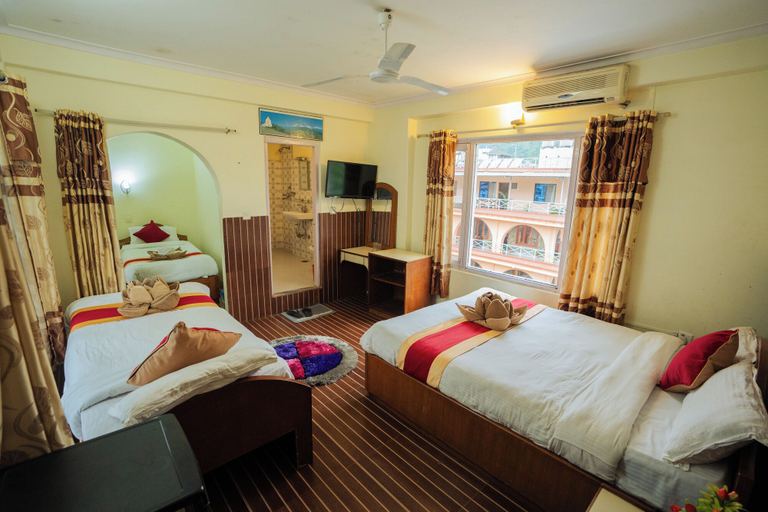 Bedroom 3, Hotel Nomad Inn, Gandaki