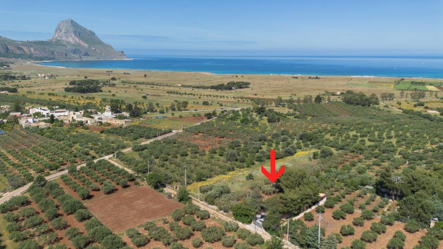 Exterior view 2, Villa Premiere immersa nel verde a Castelluzzo, Trapani