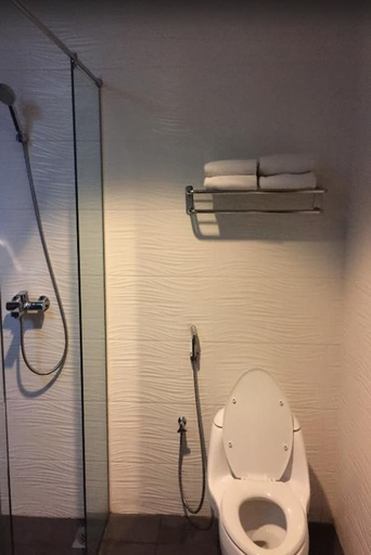 Bathroom 5, GBW Hotel, Johor Bahru