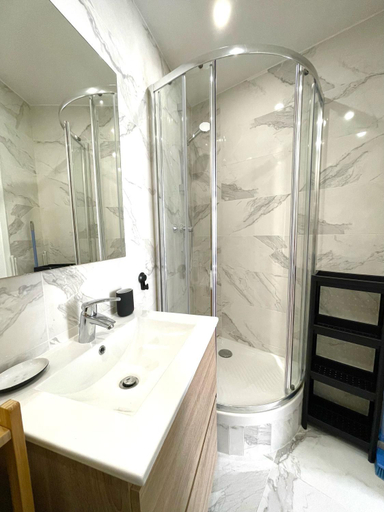Bathroom, FANNY - Hyper centre - Wifi - 4 personnes, Bouches-du-Rhône