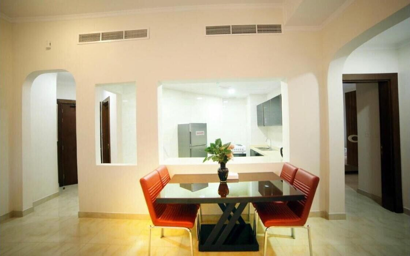 Dining Room 10