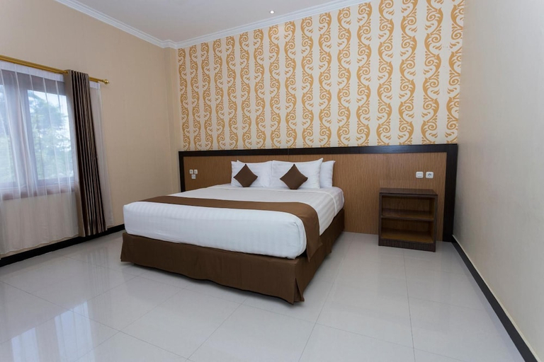 Bedroom 3, Sylvia Hotel Maumere, Sikka