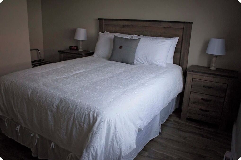 Bedroom, Gros Morne Coastal Suites #1, Division No. 9