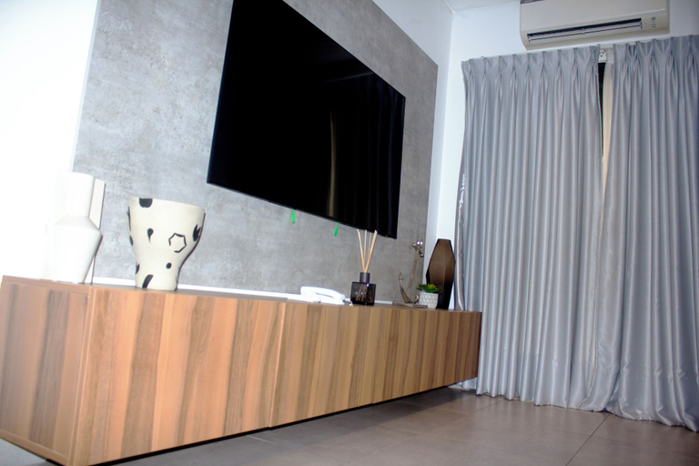 Others 3, Fantastic Luxury Gem 5 Location Pool Gym, Accra