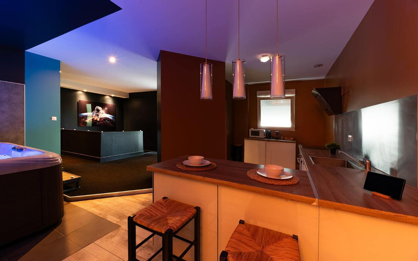 Others 3, La Somptueuse 100m2 Spa/Sauna prive, Meurthe-et-Moselle