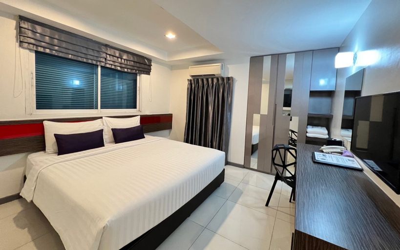 Bedroom 8