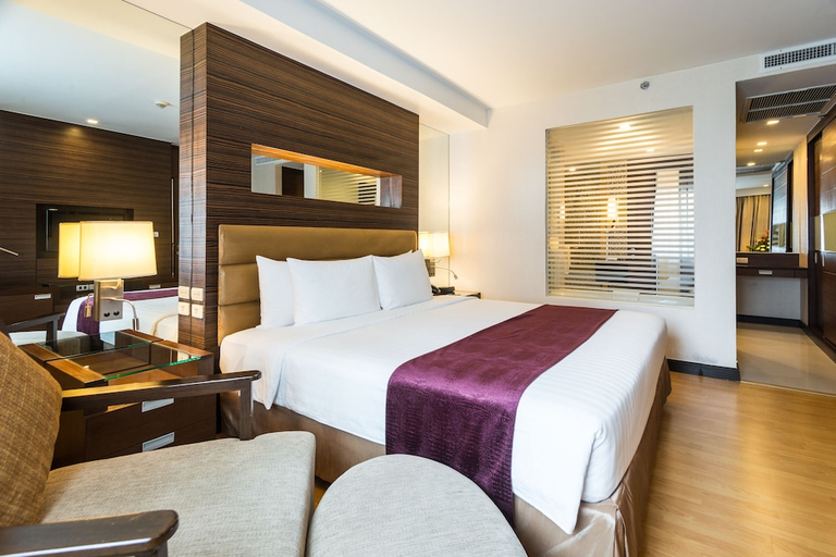 Bedroom 2, Novotel Living Bangkok Sukhumvit Legacy, Wattana