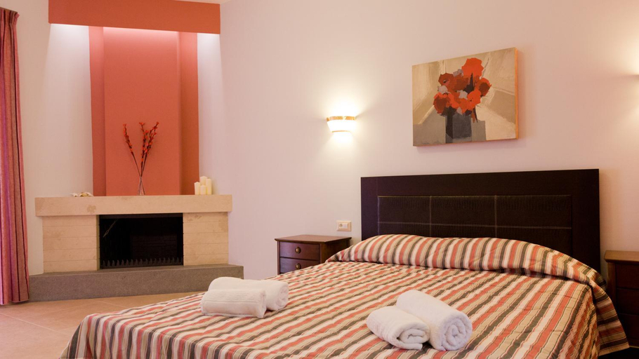 Bedroom 4, Aenaon Rooms, Peloponnese