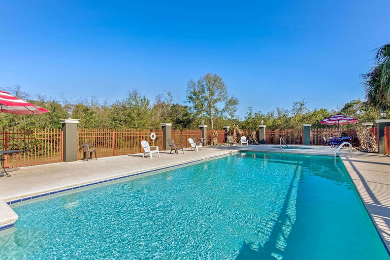 Sport & Beauty 5, Stay Express Inn & Suites - Mobile, AL, Mobile