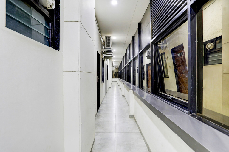 Others 5, Fabhotel Maa Gayatri, Vadodara