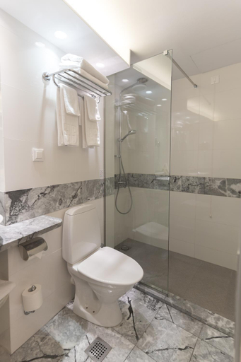 Bathroom 5, Herodion Hotel, Attica