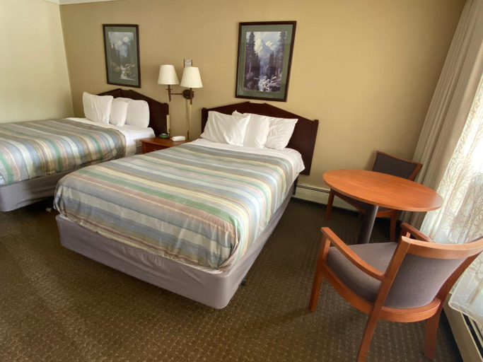 Bedroom 3, Snowshoe Motel, Summit