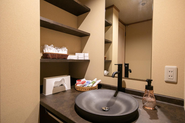 Bathroom 3, Ryokan Kyoto Ohanabo, Kyoto