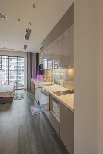 Dining Room 10