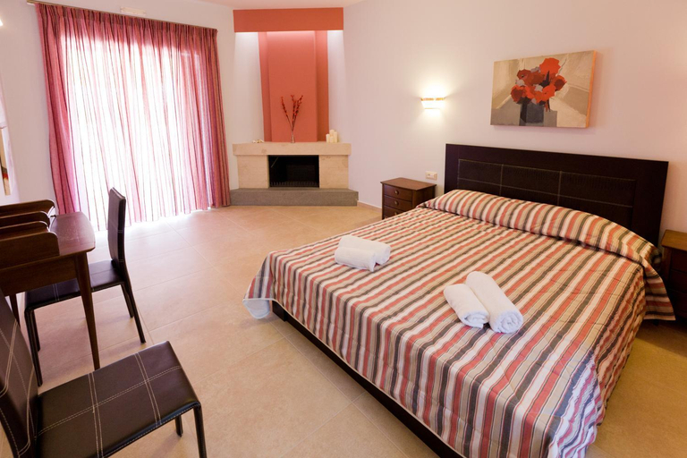Bedroom 3, Aenaon Rooms, Peloponnese