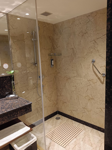 Bathroom 5, Fortune Park, Tiruppur - Member ITC Hotels' Group, Tiruppur