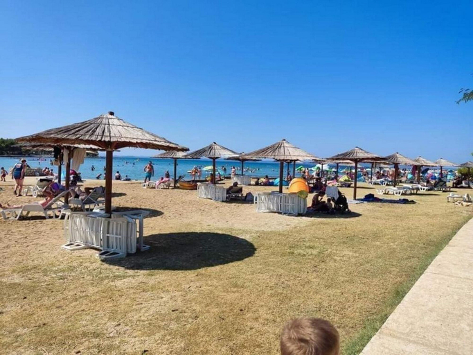 Beach 5, D&I Mobile Home, Privlaka