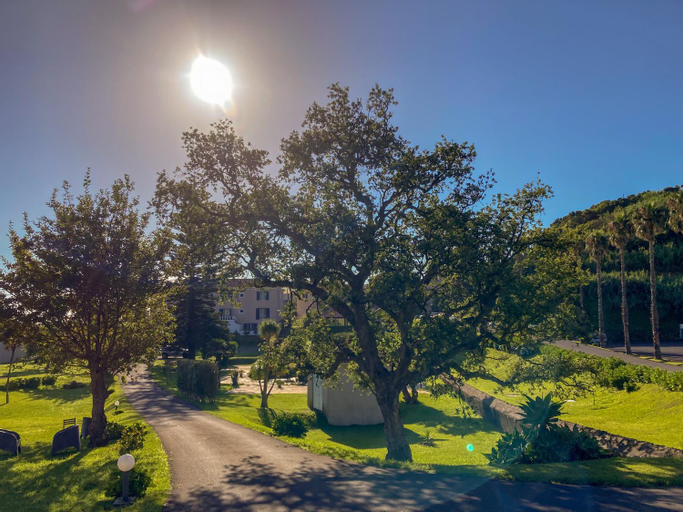 Garden's Nest - North Villa, Horta
