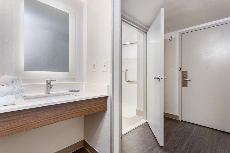 Bathroom 3