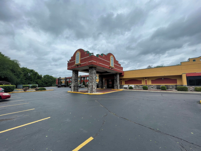 Exterior & Views 2, Quality Inn Conference Center Logansport, Cass