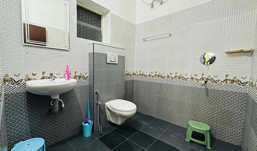 Bathroom 3, Mystique Inn Wayanad-vythiri, Wayanad