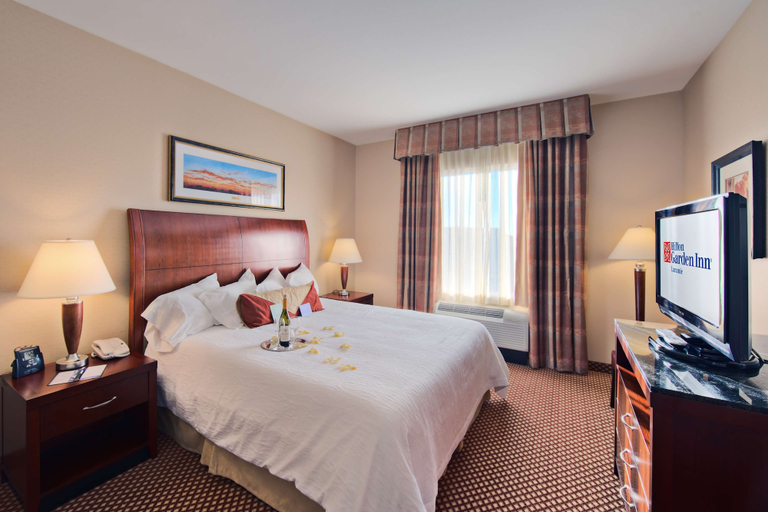 Bedroom 3, Hilton Garden Inn Laramie, Albany
