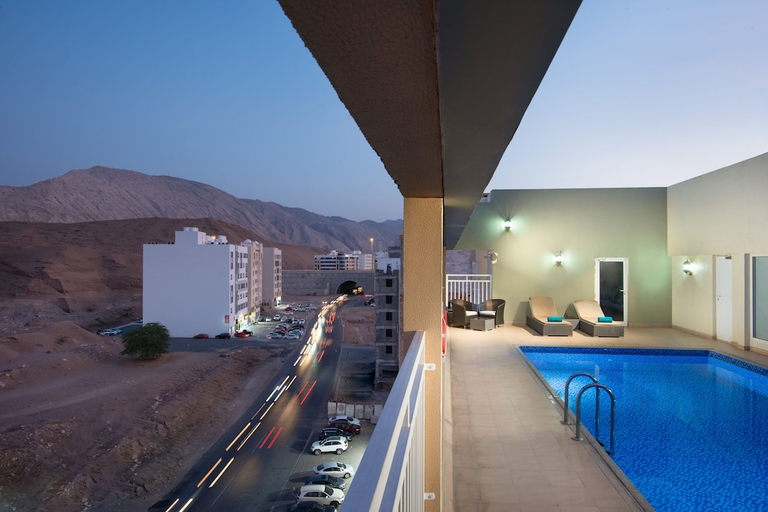 Sport & Beauty 5, Muscat Dunes Hotel, Bausher
