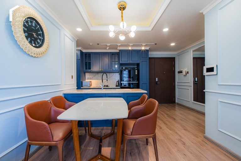 Dining Room 8