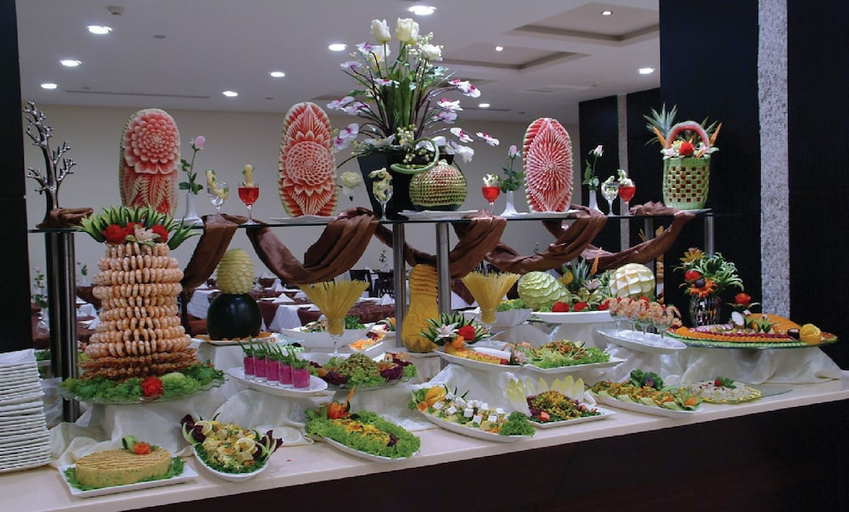 Food & Drinks 5, Dorrar Aleiman Royal Hotel, Makkah