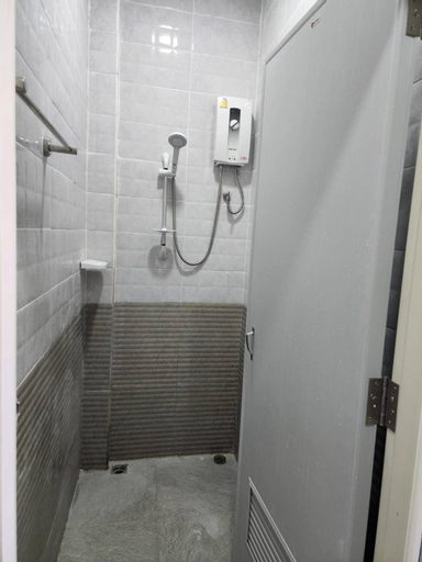 Bathroom 5