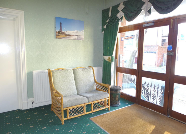 Public Area, Beeton Villas Holiday Apartments, Blackpool