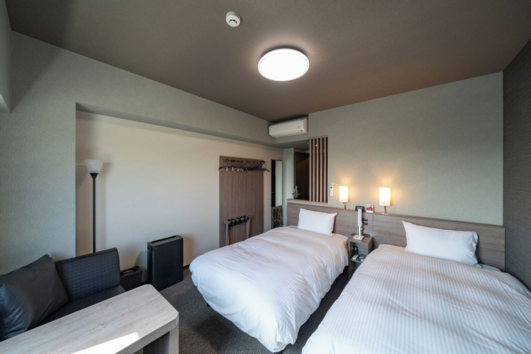 Bedroom 14