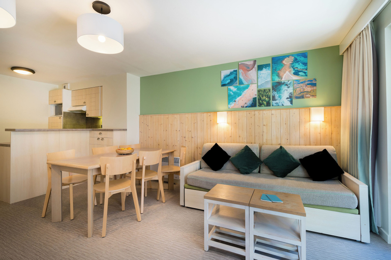 Dining Room 8