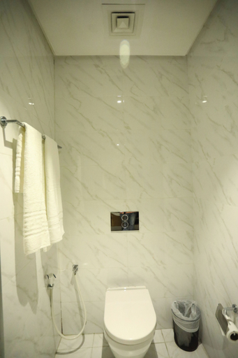 Bathroom 6