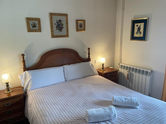 Others 2, Bonito apartamento Incles by Renttarter