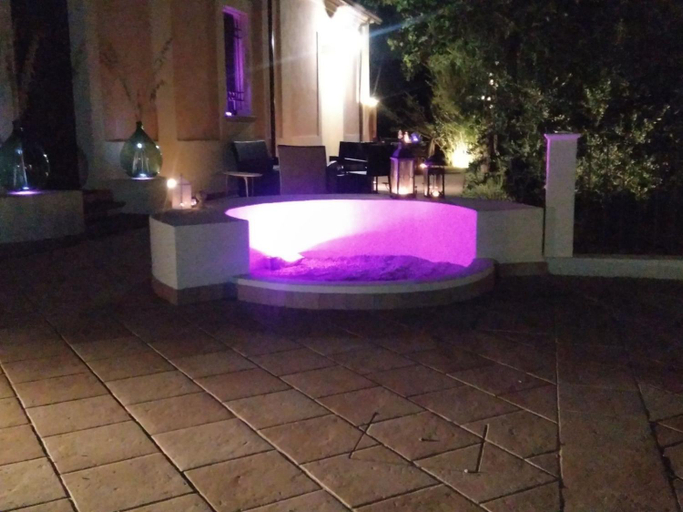 Others 5, Acquasale, Cosenza